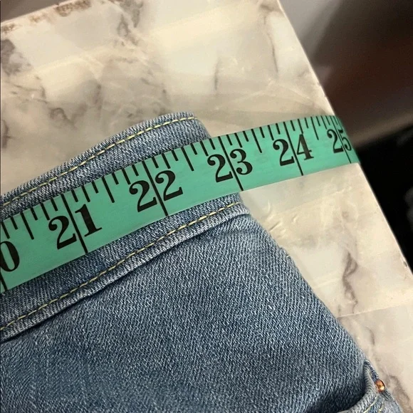 SIGNATURE LEVIS STRAUSS High Rise Skinny Distressed Jeans size 26w - Picture 7 of 16